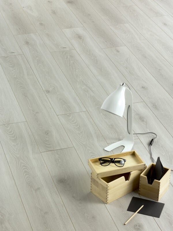 Πάτωμα Alsafloor 448 Light Grey Oak AC5 - Image 2
