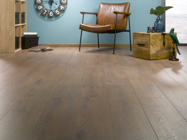 Πάτωμα Alsafloor 528 Chestnut Oak AC6 - Image 2